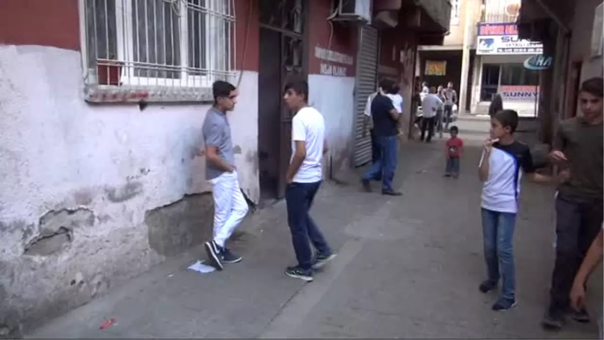 Kız Çocuğunu Taciz Ettiği İleri Sürülen Şahsa Linç Girişiminde Bulundular