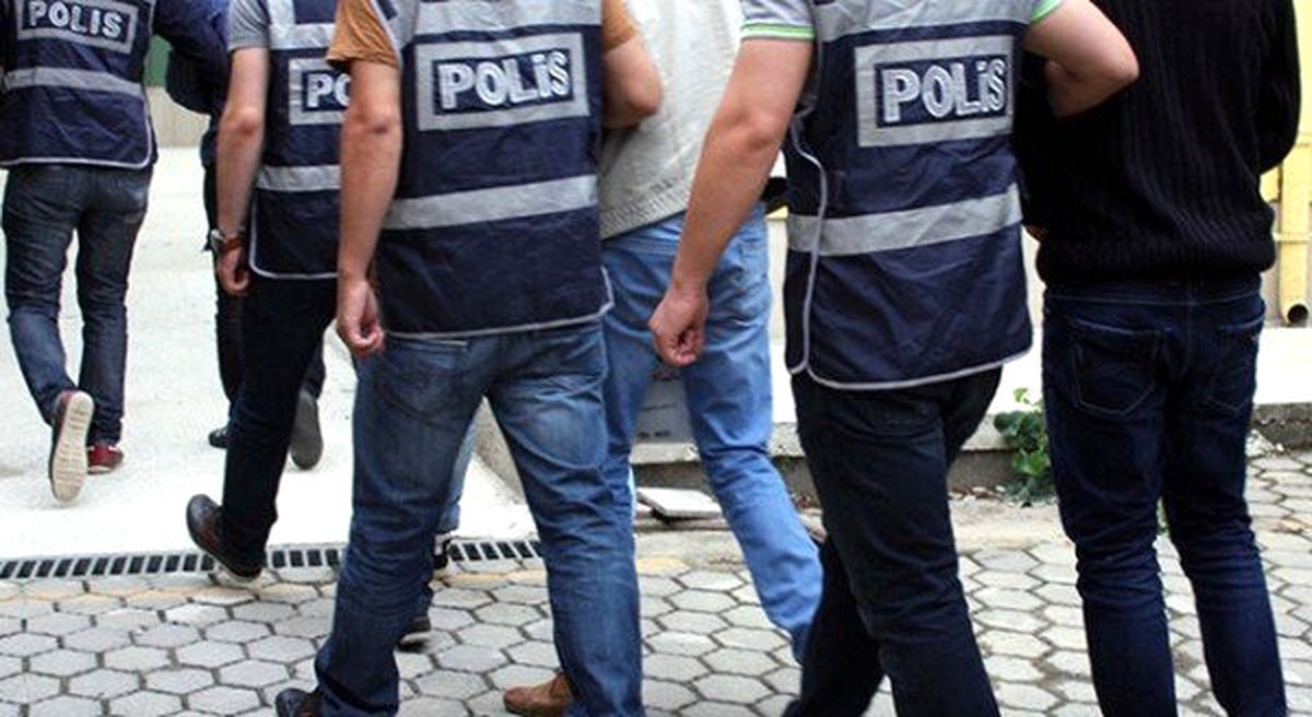 Kocaeli\'de 2 Fetö Operasyonu: 26 Gözaltı