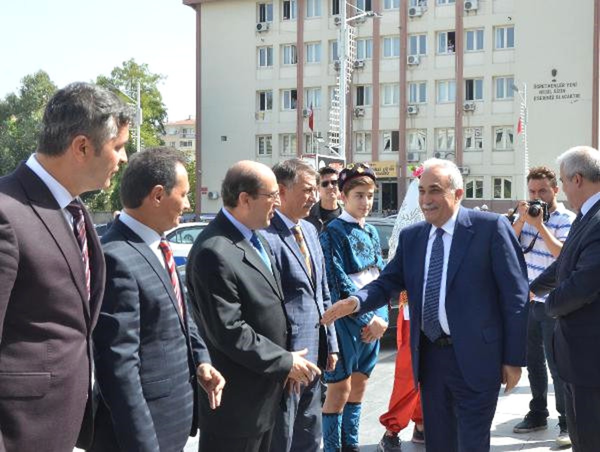 Bakan Fakıbaba: Kuru Üzüm 4 Liranın Altına Düşmeyecek (2)