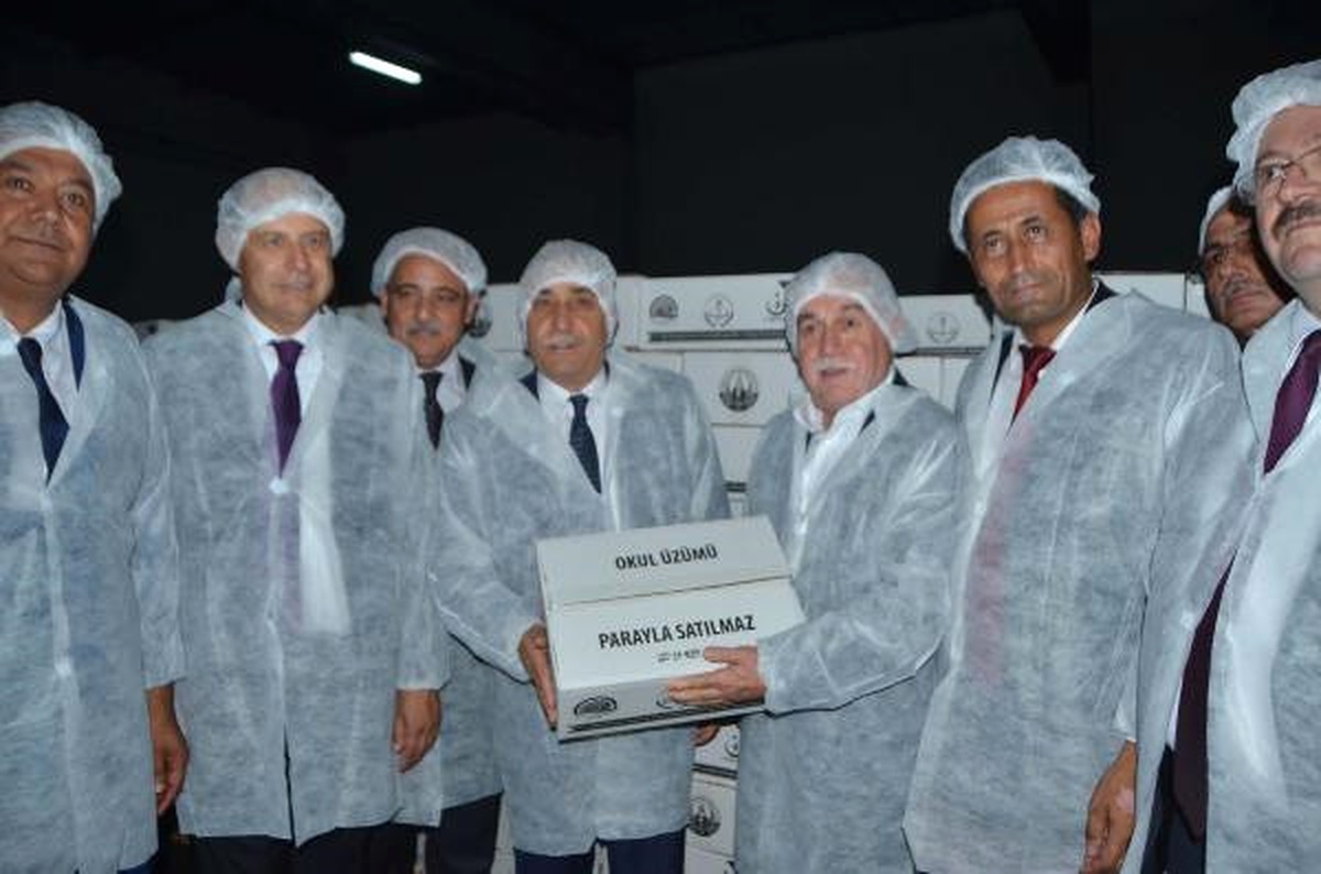 Bakan Fakıbaba: Kuru Üzüm 4 Liranın Altına Düşmeyecek (3)