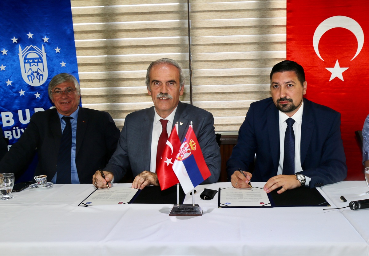 Büyükşehir\'den Sırbistan\'a Osmanlı Şehitliği