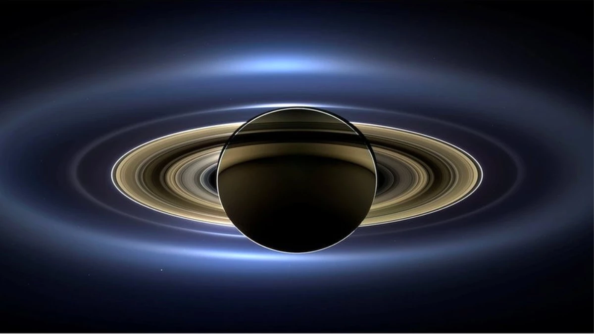 Cassini\'den \'Hoşçakal Öpücüğü\': Uydu Ölüm Dalışına Başladı