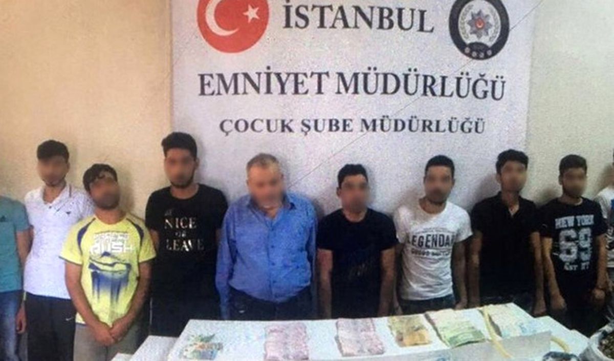 Dha İstanbul - Kiraladıkları Suriyeli Çocukları Dilendirdiği İleri Sürülen Çete Çökertildi