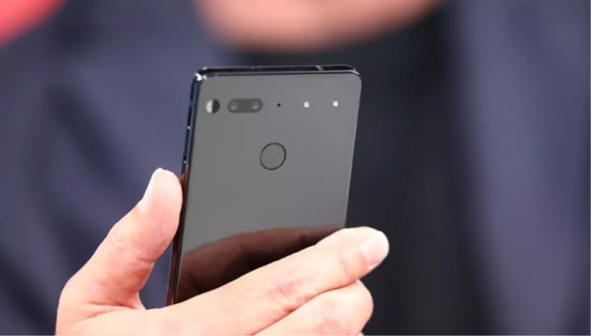 Essential Phone Hayal Kırıklığı Mı?