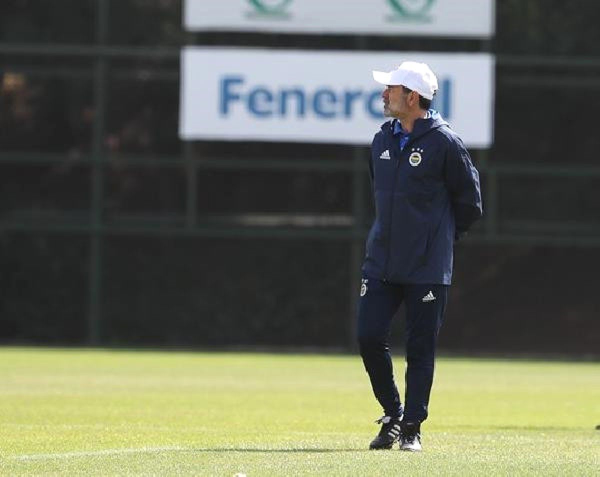 Fenerbahçe, Aytemiz Alanyaspor Maçına Hazırlanıyor
