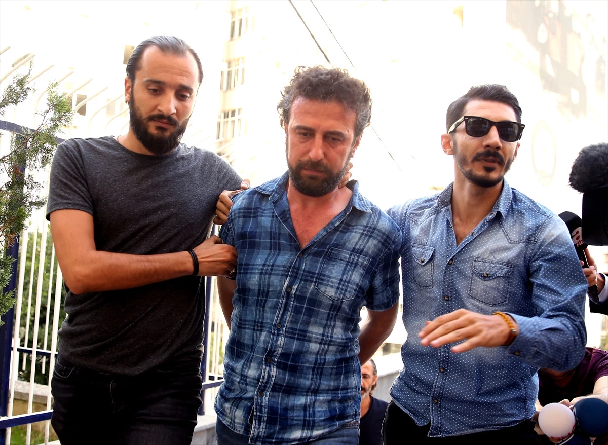 Gazeteci Demirel\'in Katil Zanlısı Damadı İstanbul\'a Getirildi