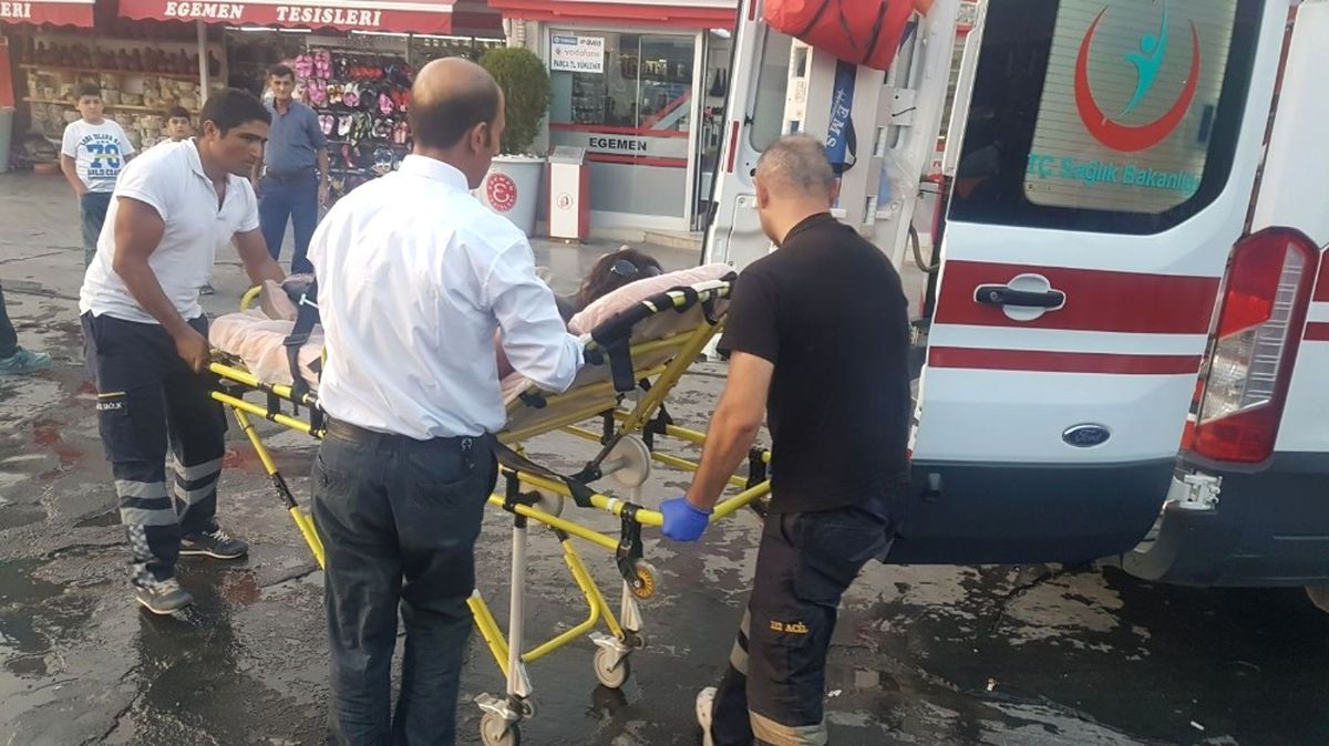 Gelinini Bıçakla Yaralayan Kayınpeder Tutuklandı