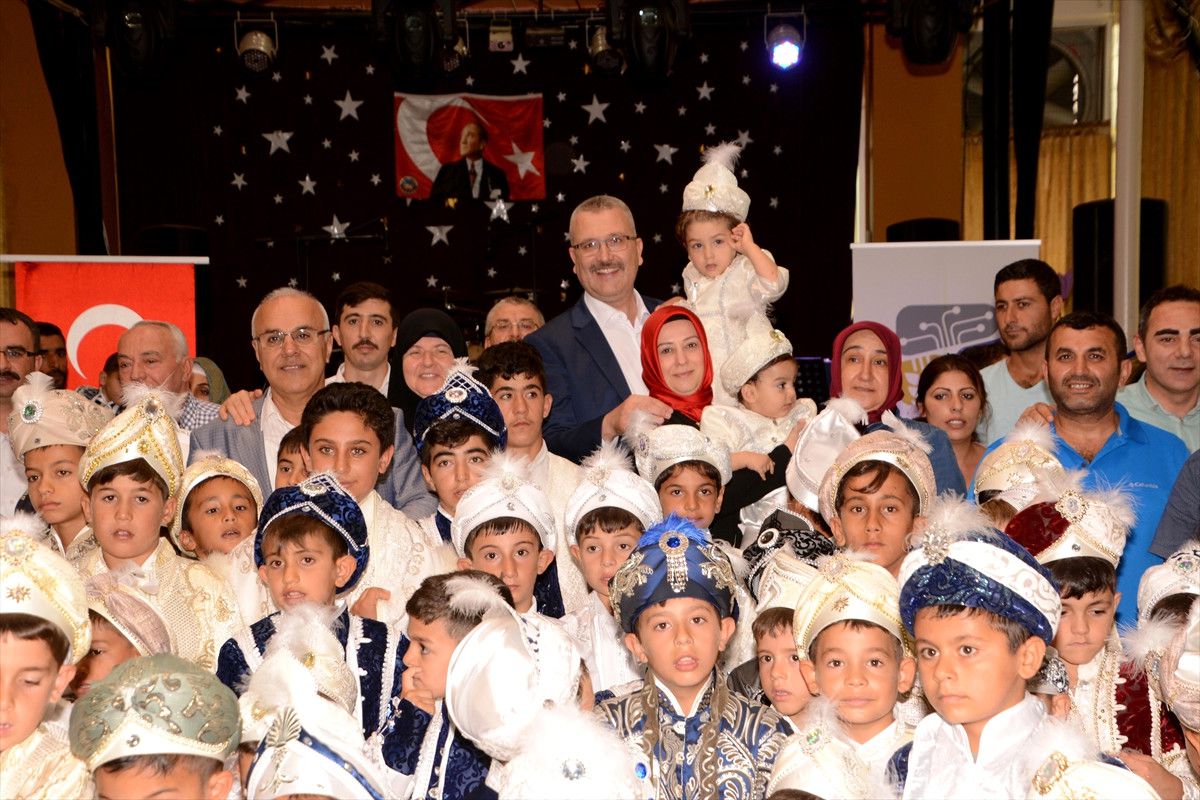 Karacabey\'de Toplu Sünnet Şöleni