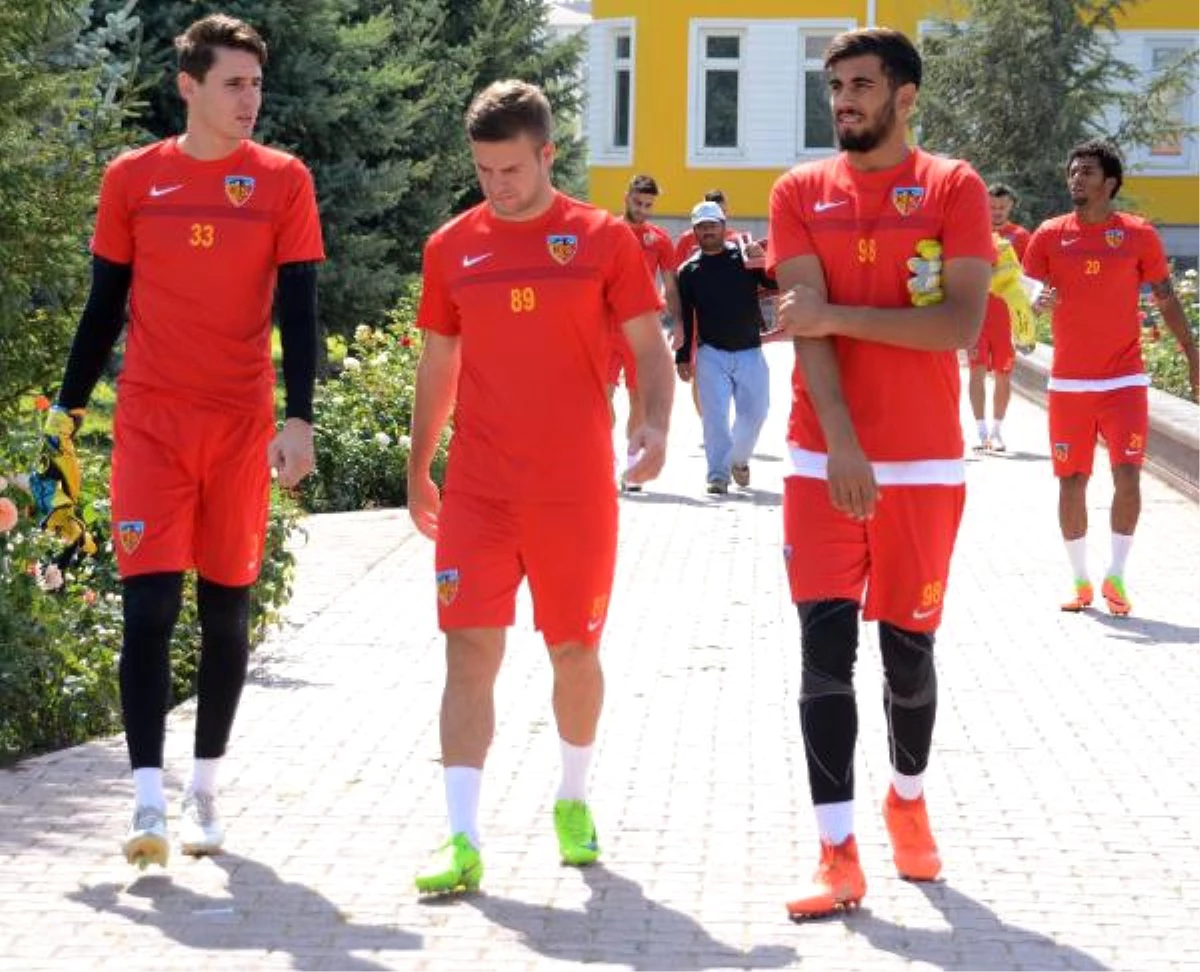 Kayserispor\'da Yine Galibiyeti Hedefliyor