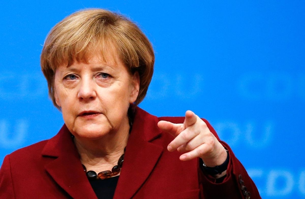 Merkel\'den Türkiye Açıklaması
