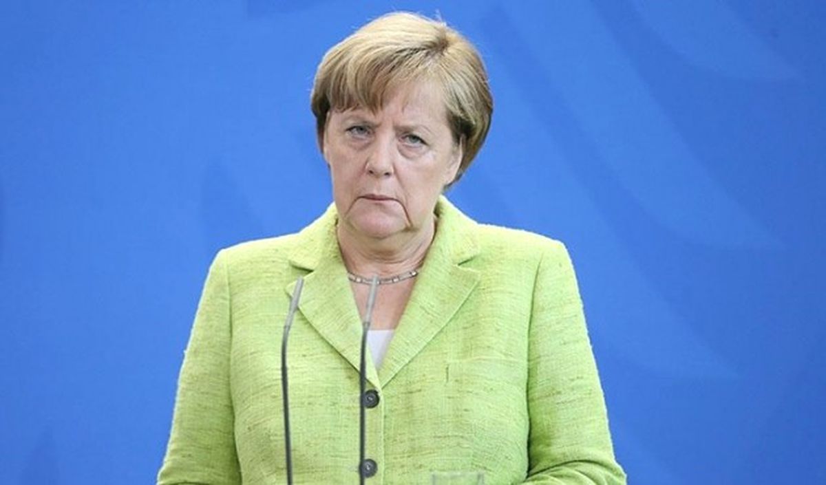 Merkel\'den Türkiye\'ye Silah Satışına İlişkin Açıklama