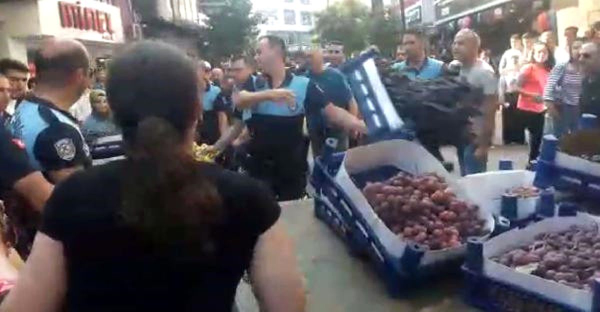 Ordu\'da Zabıta ile Seyyar Satıcı Gerginliği