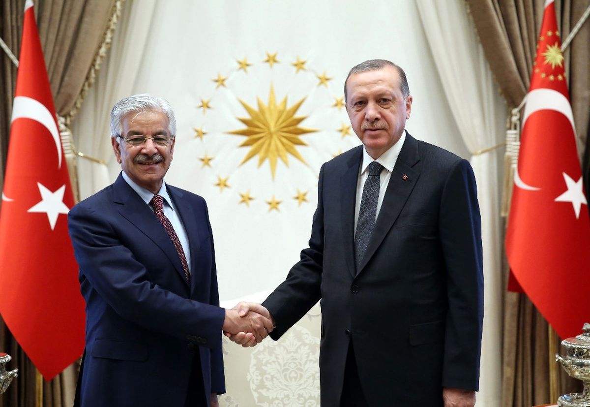 Pakistan Dışişleri Bakanını Kabul Etti