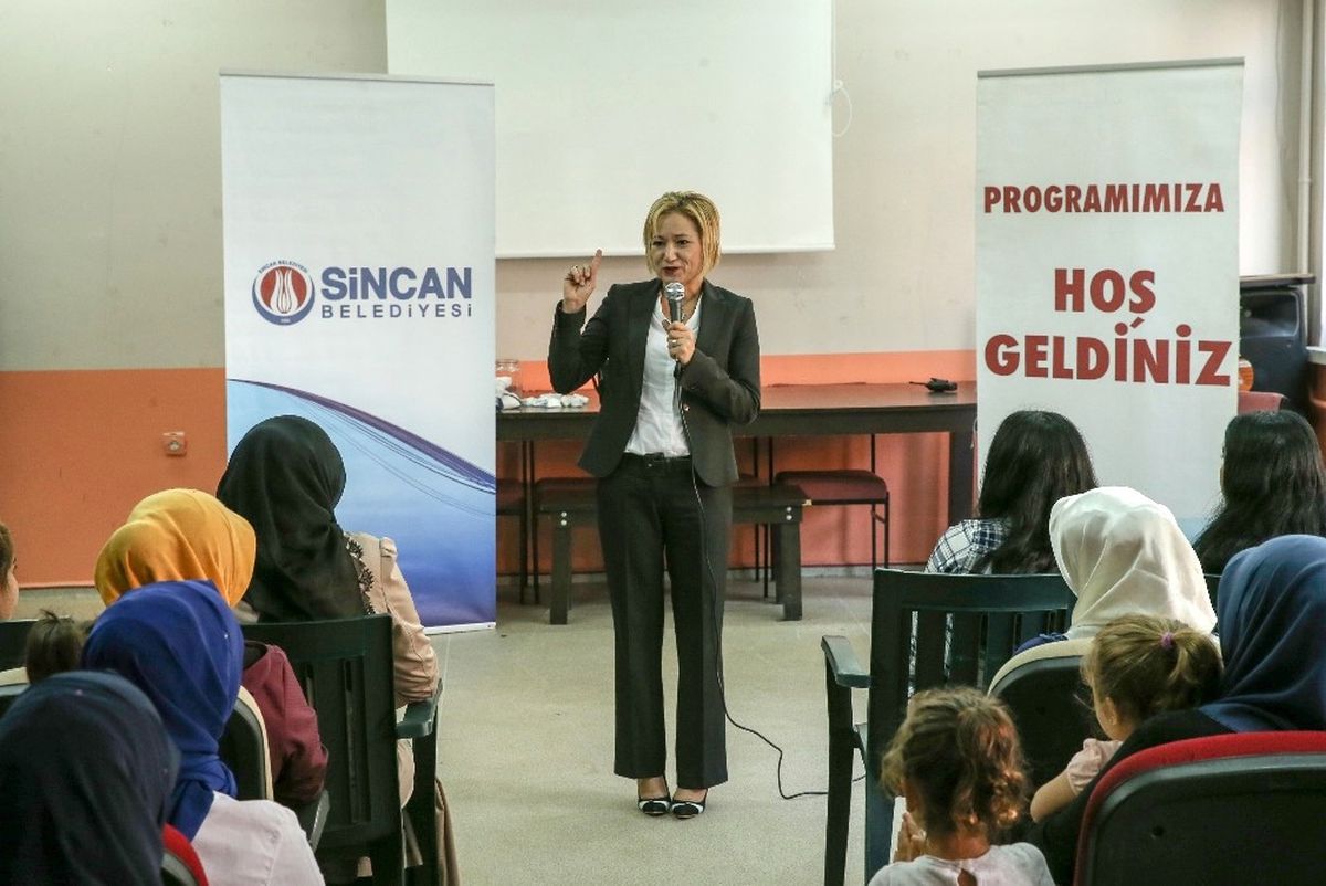 Sincan Belediyesi, Ailelere de Eğitim Veriyor