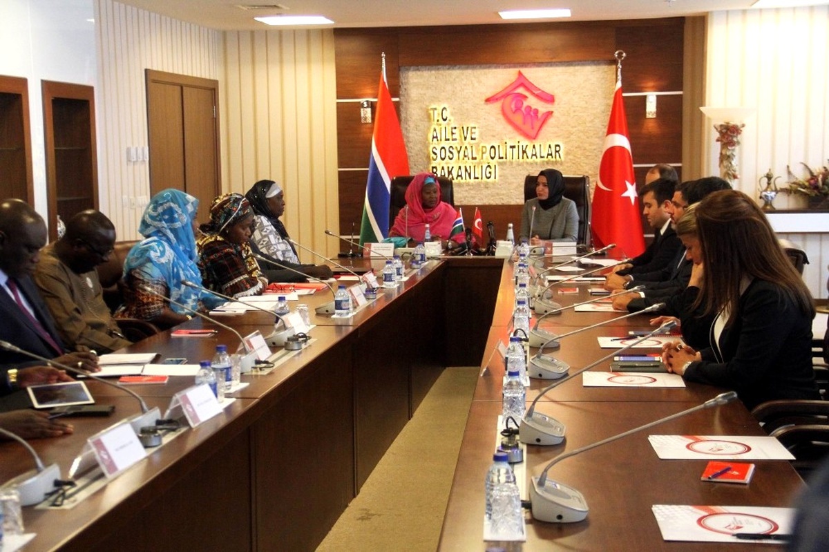Türkiye ile Gambiya Arasında İş Birliği Protokolü İmzalandı