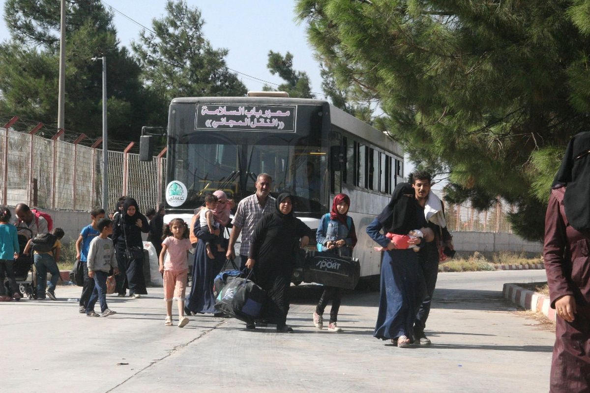 15 Bin Suriyeli Türkiye\'ye Döndü