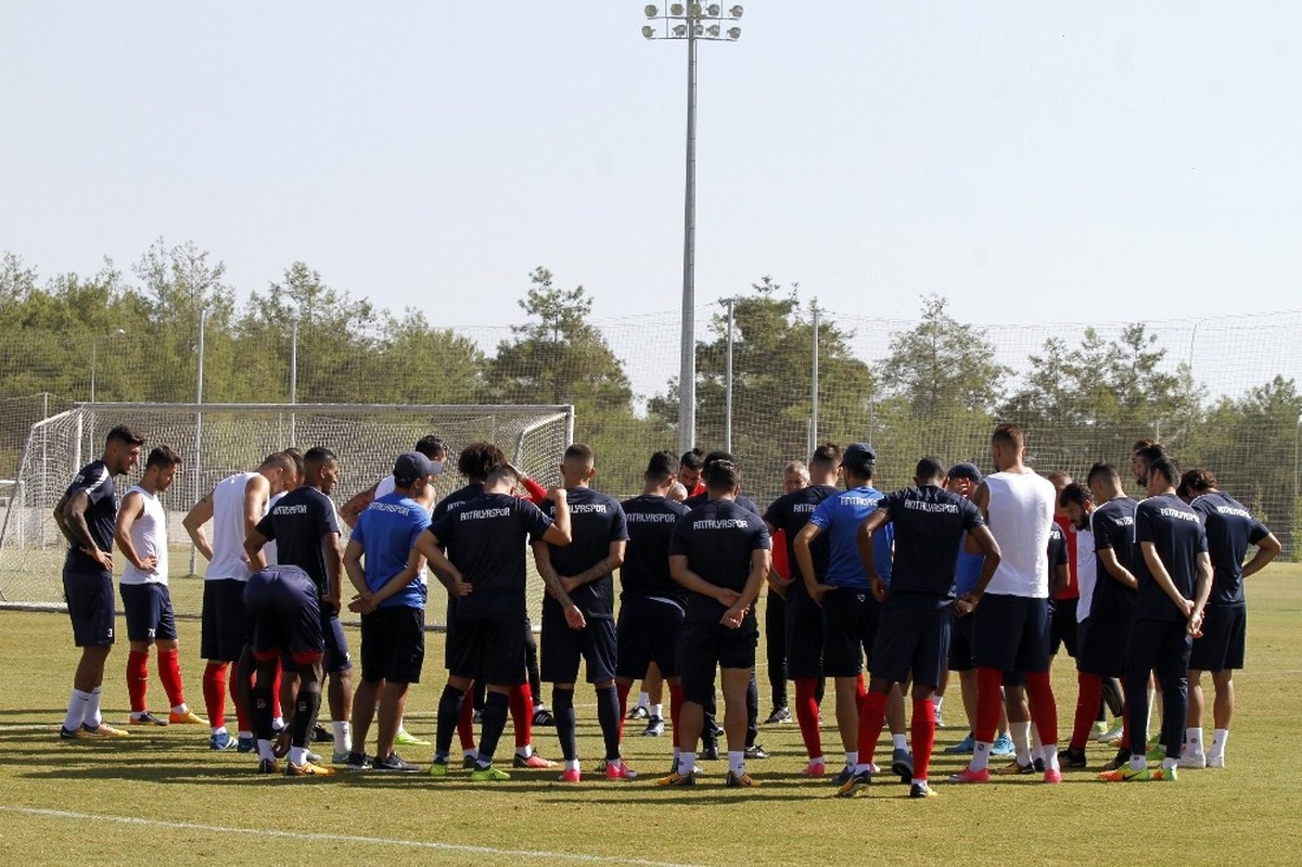 Antalyaspor\'da Kayserispor Maçının Hazırlıkları Devam Ediyor