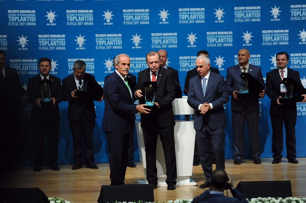 Cumhurbaşkanı Erdoğan\'dan Bursa Büyükşehir Belediyesi\'ne Ödül
