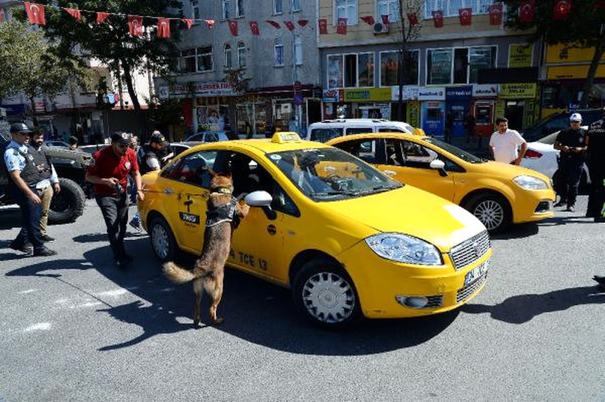 Dha İstanbul -(Ek Bilgilerle) İstanbul\'da Taksi ve Minibüslere Denetim