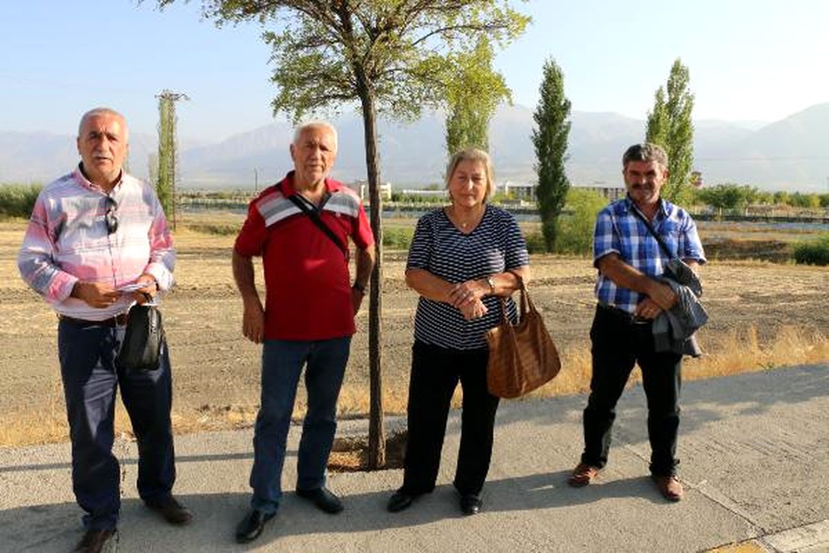 Erkek Yerine Kadın Cenazesi, Yakınlarını Şoke Etti (3)