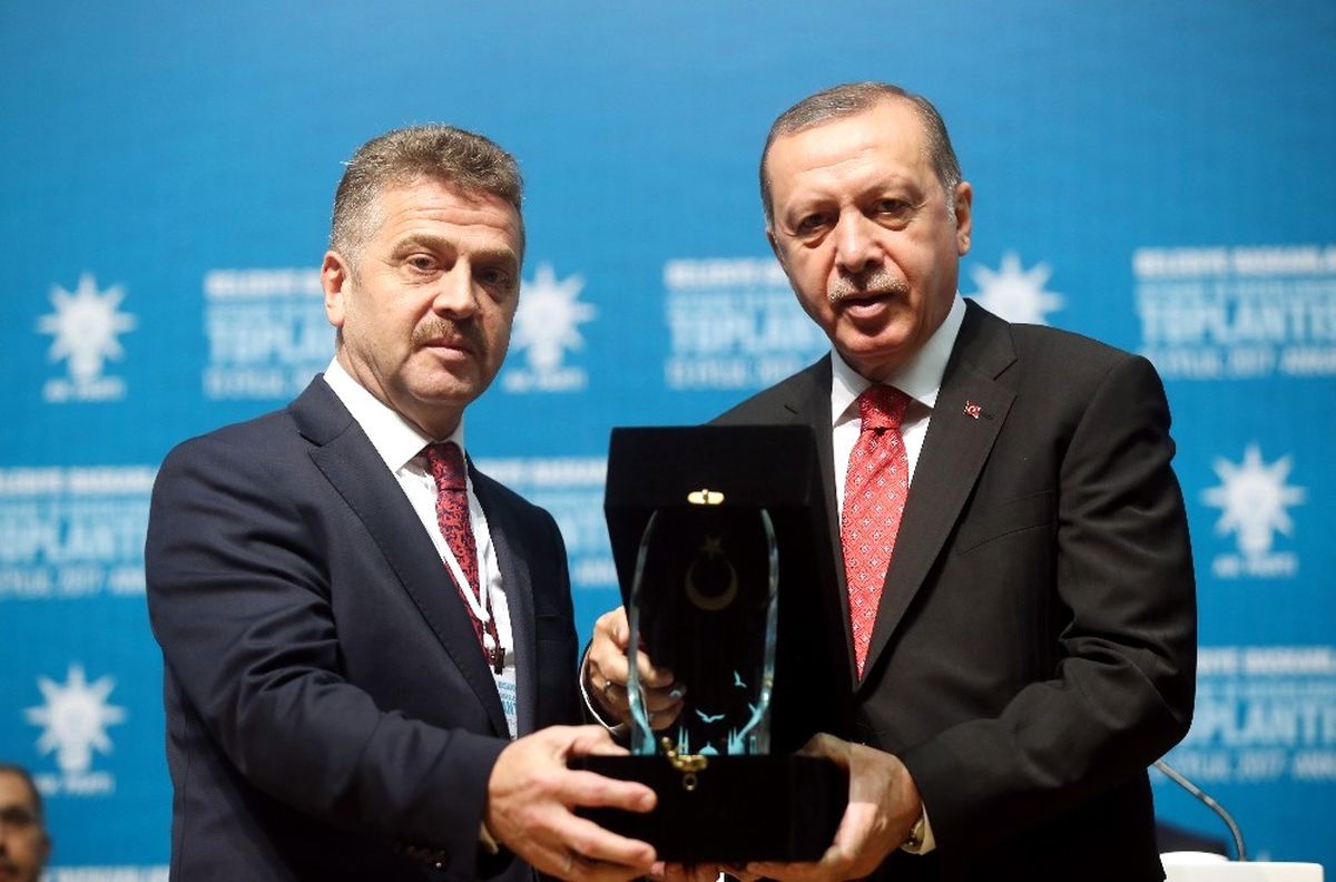 Gaziosmanpaşa Belediyesi\'ne Cumhurbaşkanı Erdoğan\'dan Ödül