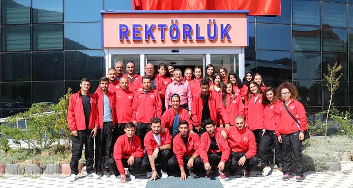 Gümüşhane Üniversitesi Halkoyunları Ekibi Bulgaristan Yolcusu