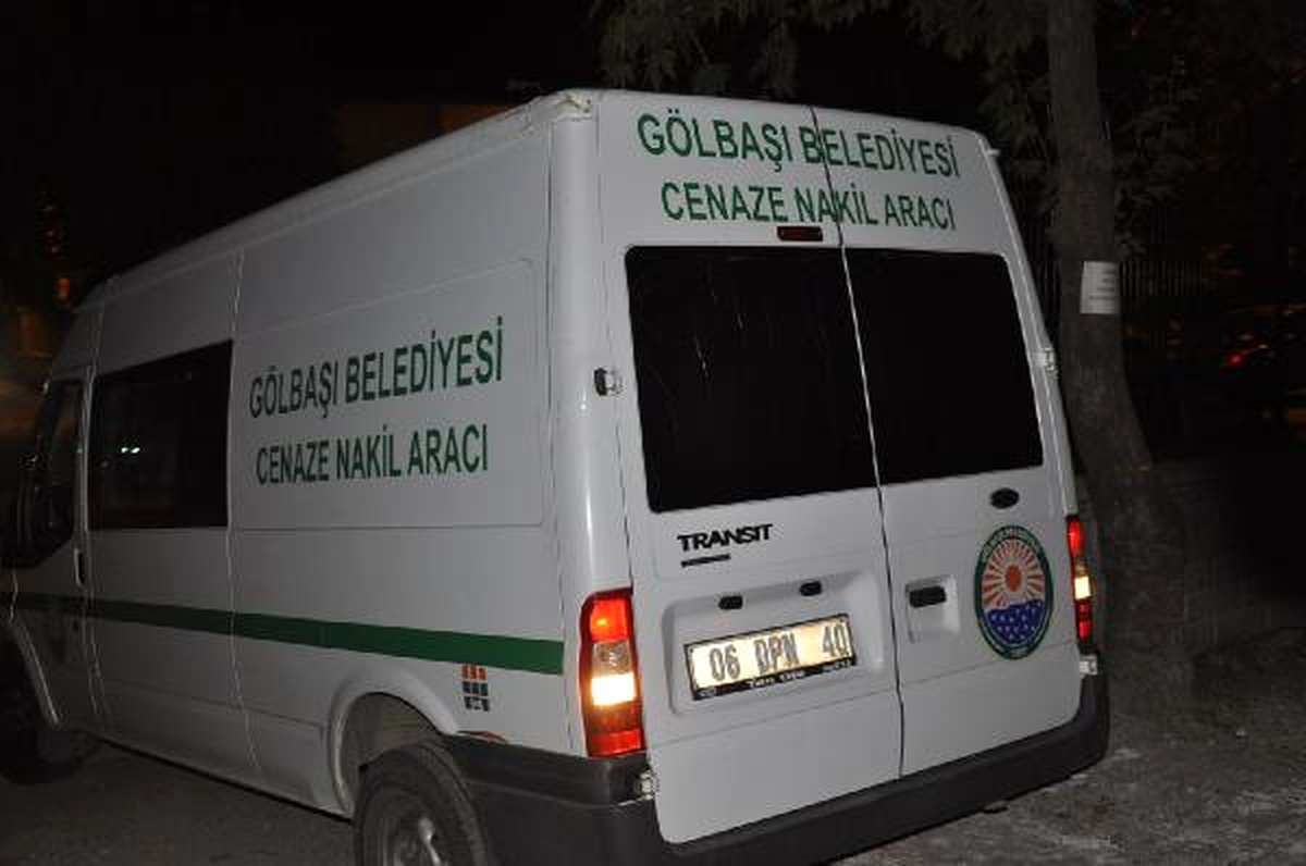 Hdp\'li Aysel Tuğluk, Annesinin Cenazesine Katıldı (2)
