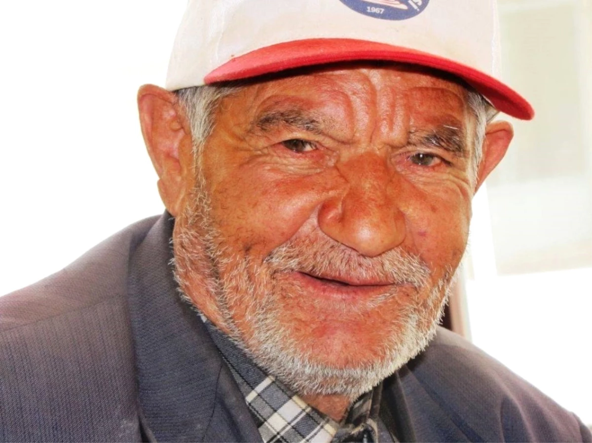Hisarcık\'ta Otomobilin Çarptığı Yaşlı Adam Hayatını Kaybetti