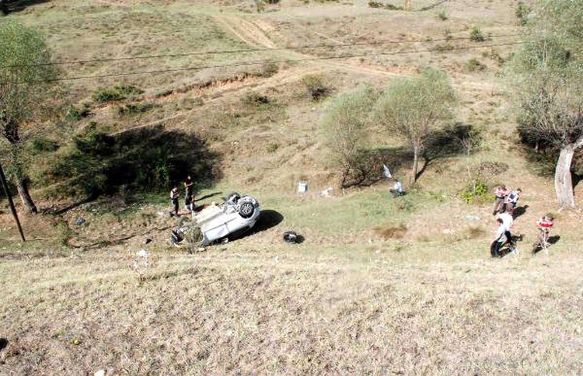 Okul Yolunda Kaza: 1 Öğretmen Öldü, 2 Öğretmen Yaralı