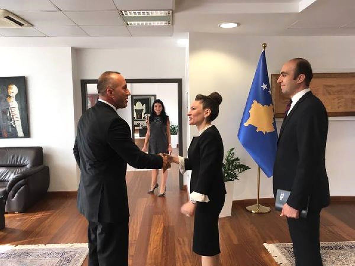 Türk Büyükelçi Kılıç, Kosova Başbakanını Ziyaret Etti