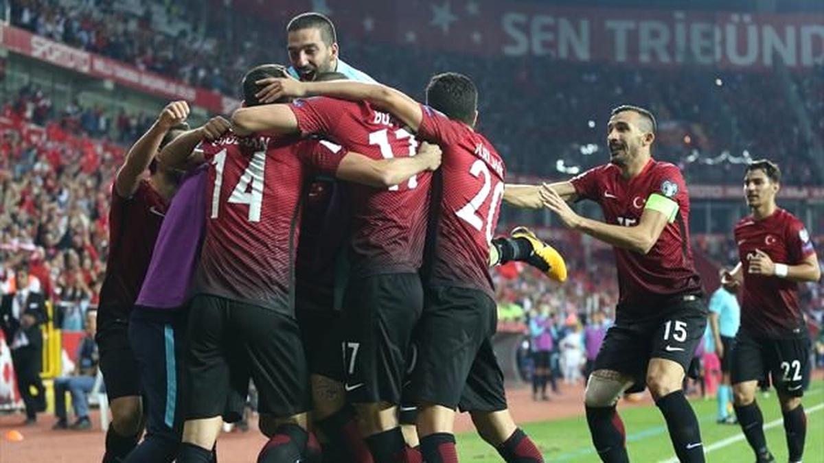Türkiye-İzlanda Maçının Biletleri Bir Saatte Tükendi