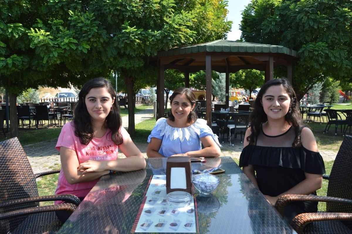 Üç Kız Kardeşin Müzik Tutkusu