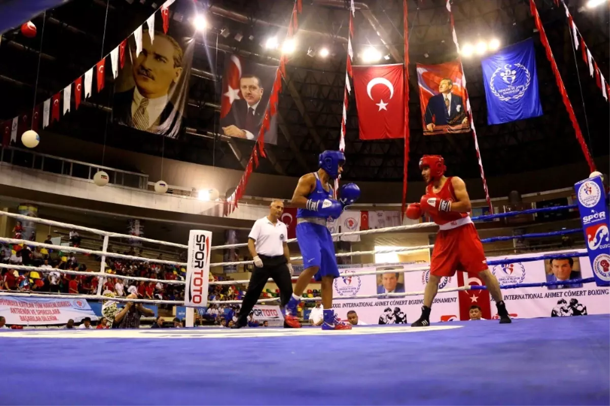 Uluslararası Ahmet Cömert Boks Turnuvası Başladı