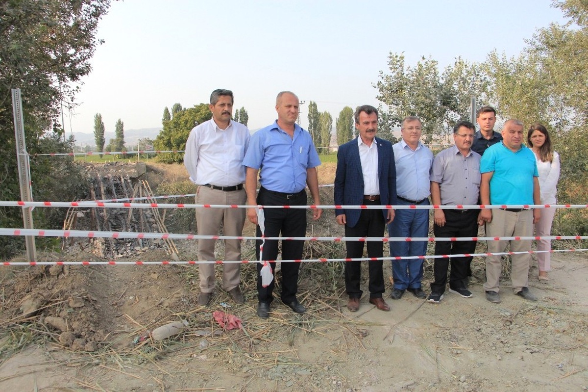 Yenişehir\'in En Büyük Köprüsü Yapılıyor