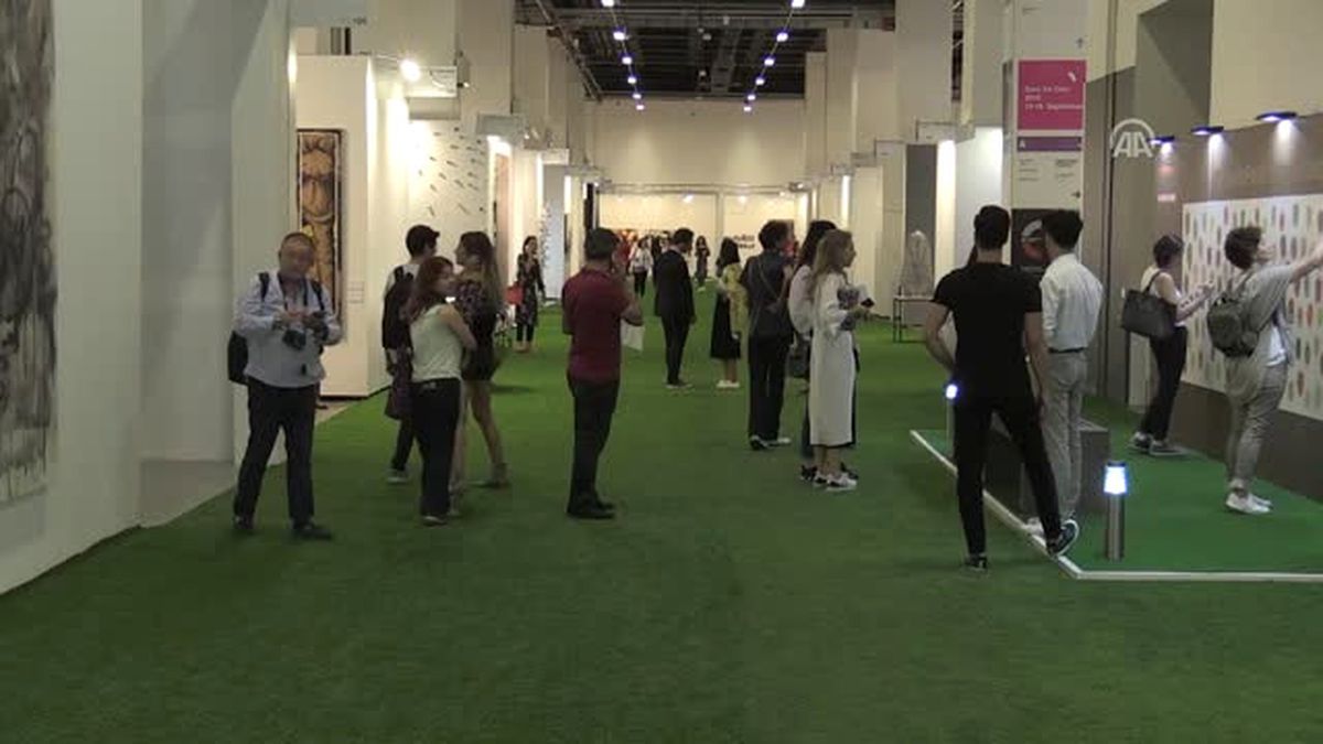 12. Contemporary Istanbul