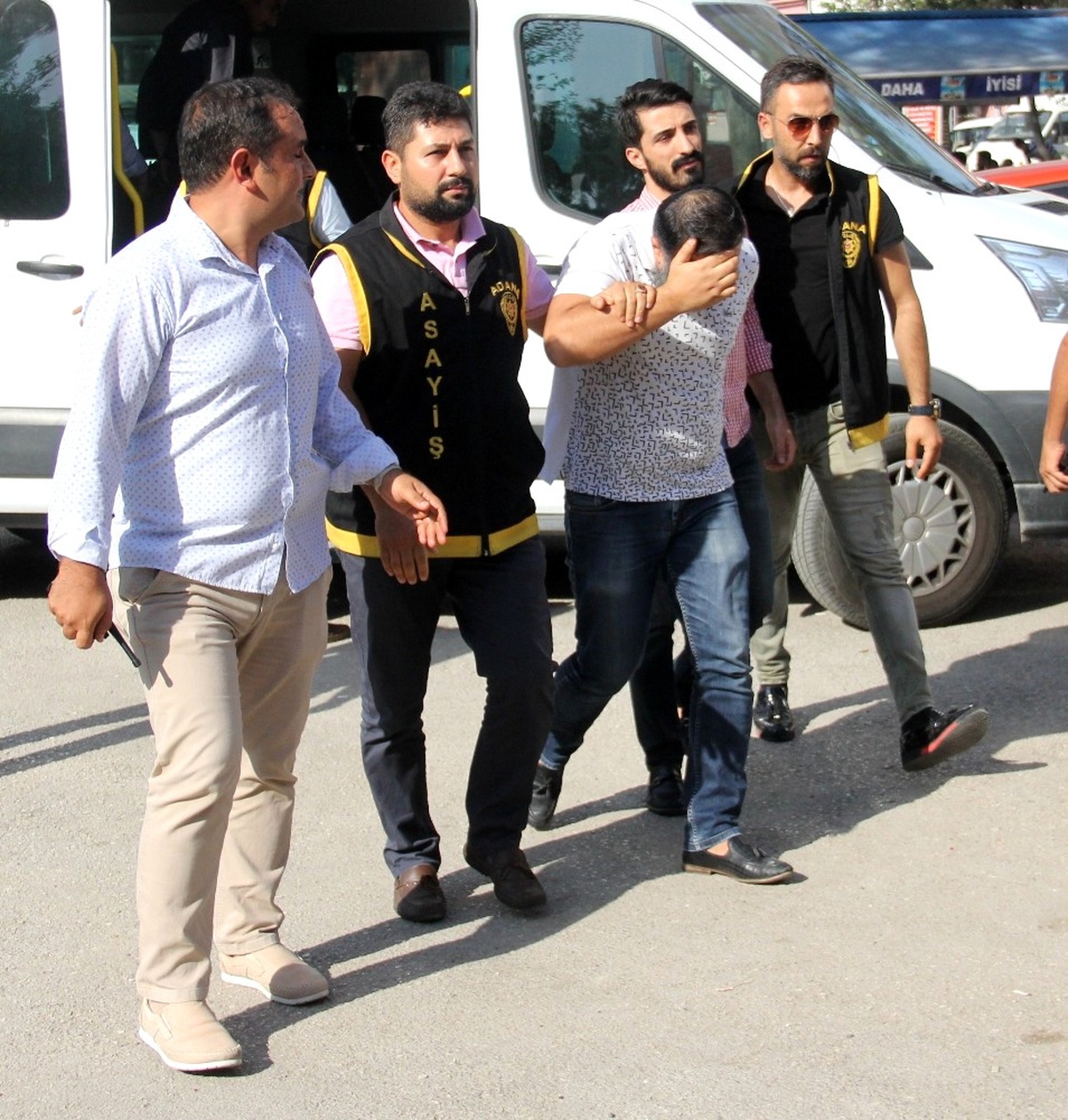 Adana\'daki İki Kişinin Öldüğü Silahlı Kavga