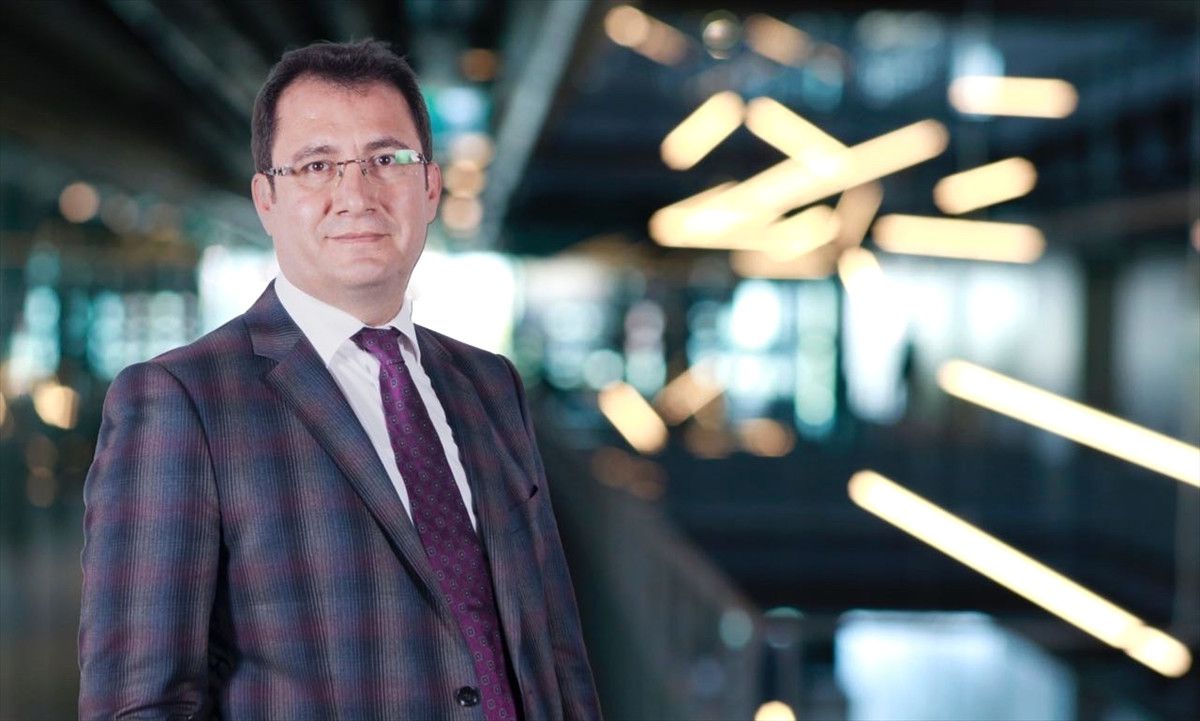 Agü\'ye Eczacılık Akademisinden Ödül