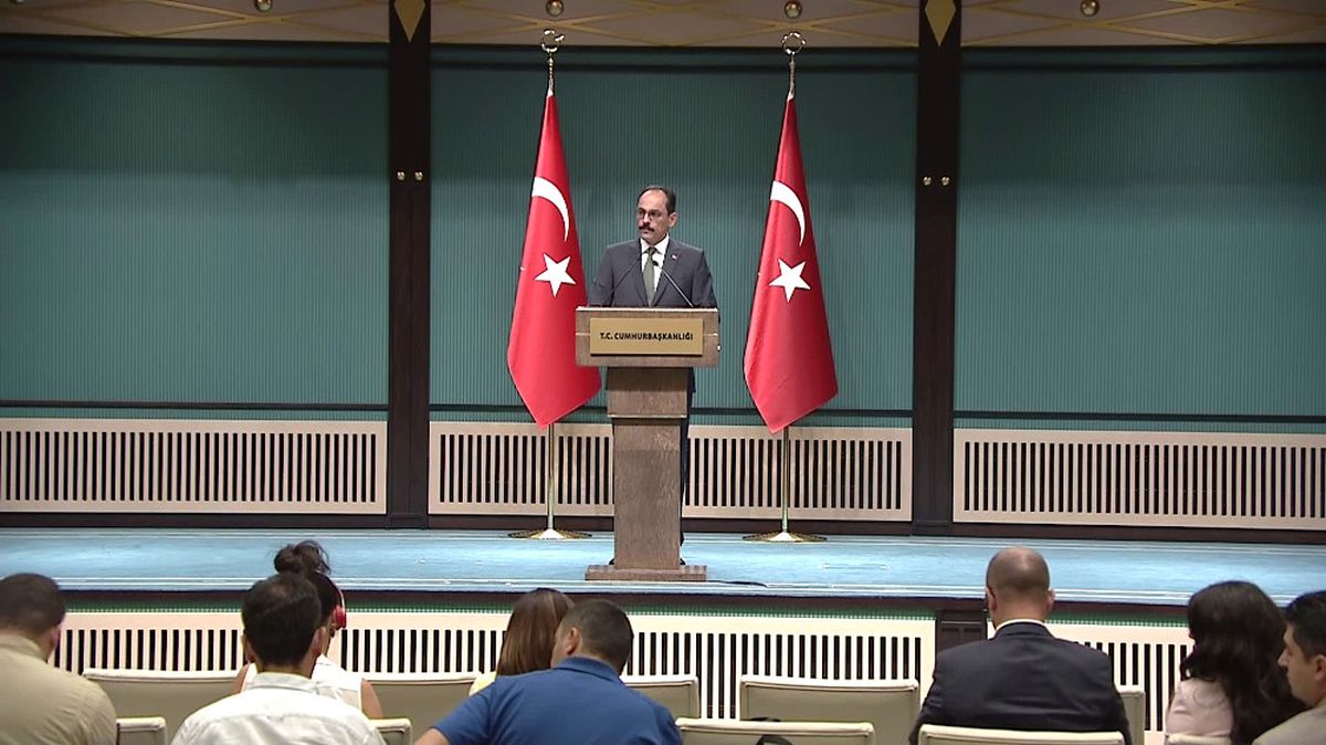 Almanya\'ya \'Aklıselim\' Çağrılı Uyarı