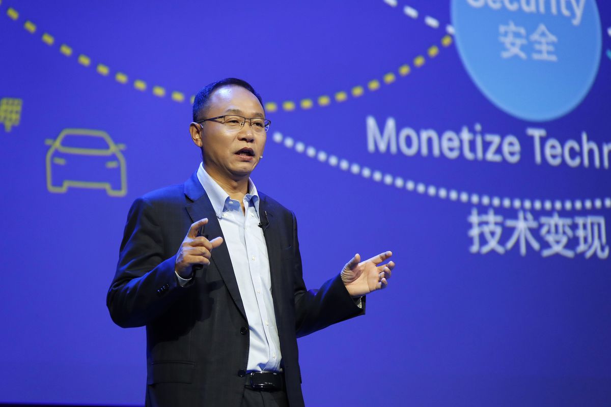"Bağlantı + Bulut"u Huawei Connect\'te Tanıttı
