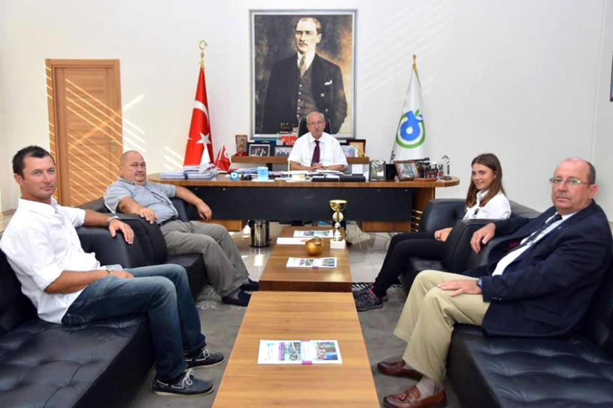 Başkan Albayrak Şampiyon Yelkenciyi Ağırladı