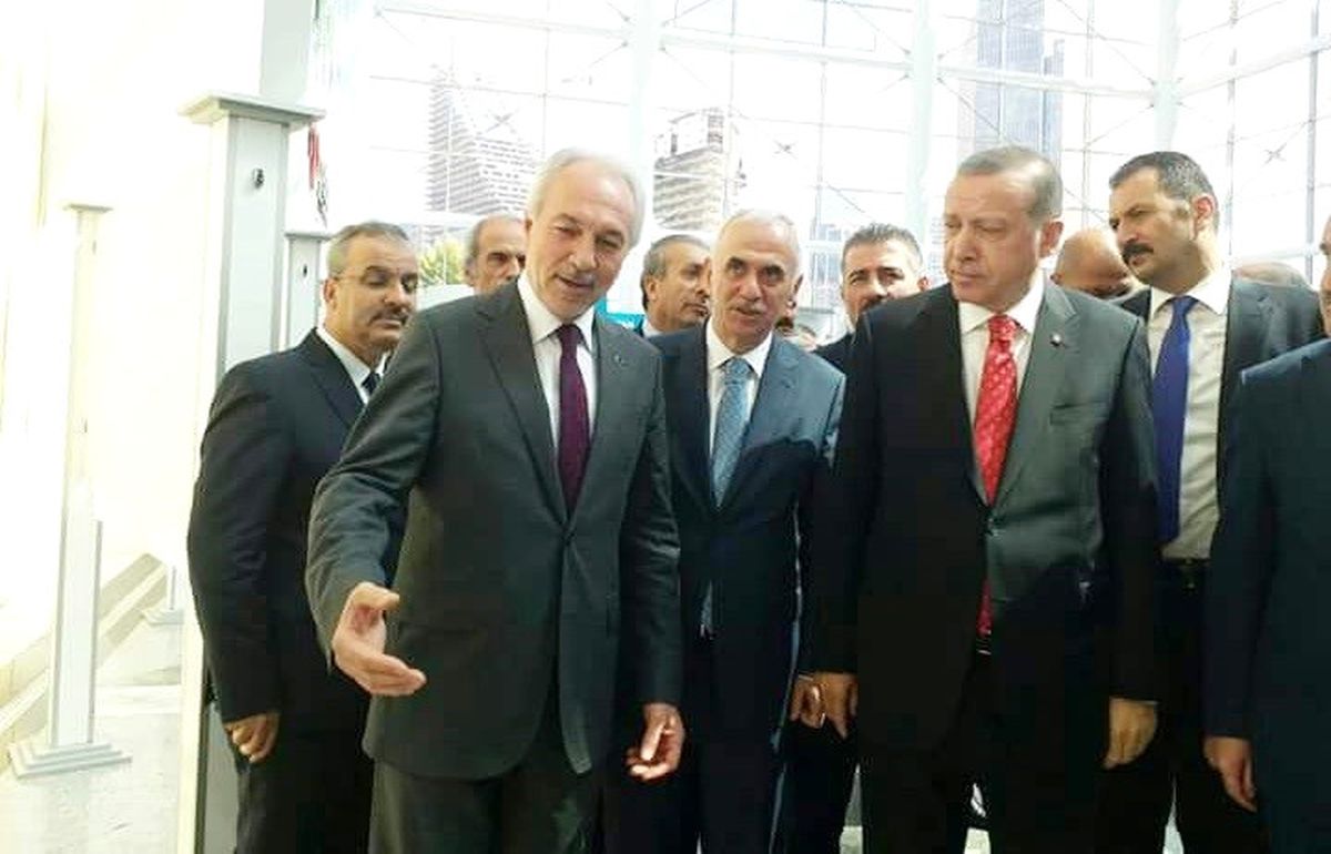 Başkan Kamil Saraçoğlu, Cumhurbaşkanı Erdoğan\'a, Kadın İş Geliştirme Merkezi Projesi\'ni Tanıttı
