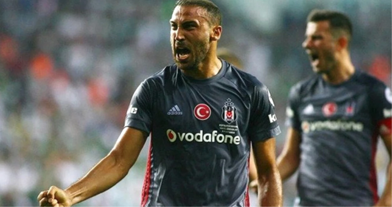 Beşiktaş\'a Bedavaya Gelen Cenk, Siyah-Beyazlılara Köşeyi Döndürecek