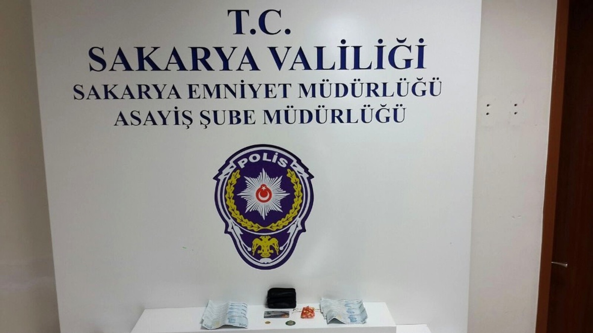 Bilecik\'te Kuyumcudan Altın Çalan Hırsızlar Sakarya\'da Yakalandı