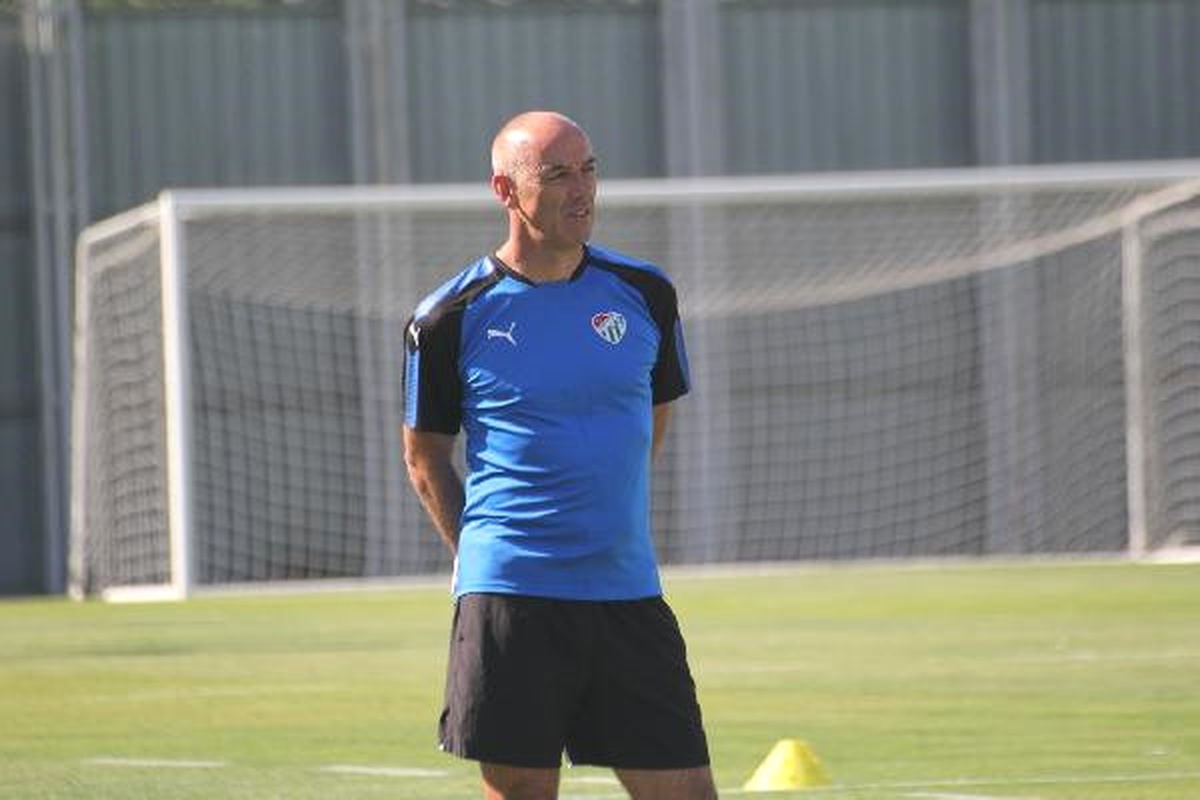 Bursaspor Teknik Direktörü Paul Le Guen: "Devamlılığı Sağlamak İçin Daha Çok Çalışmalıyız"