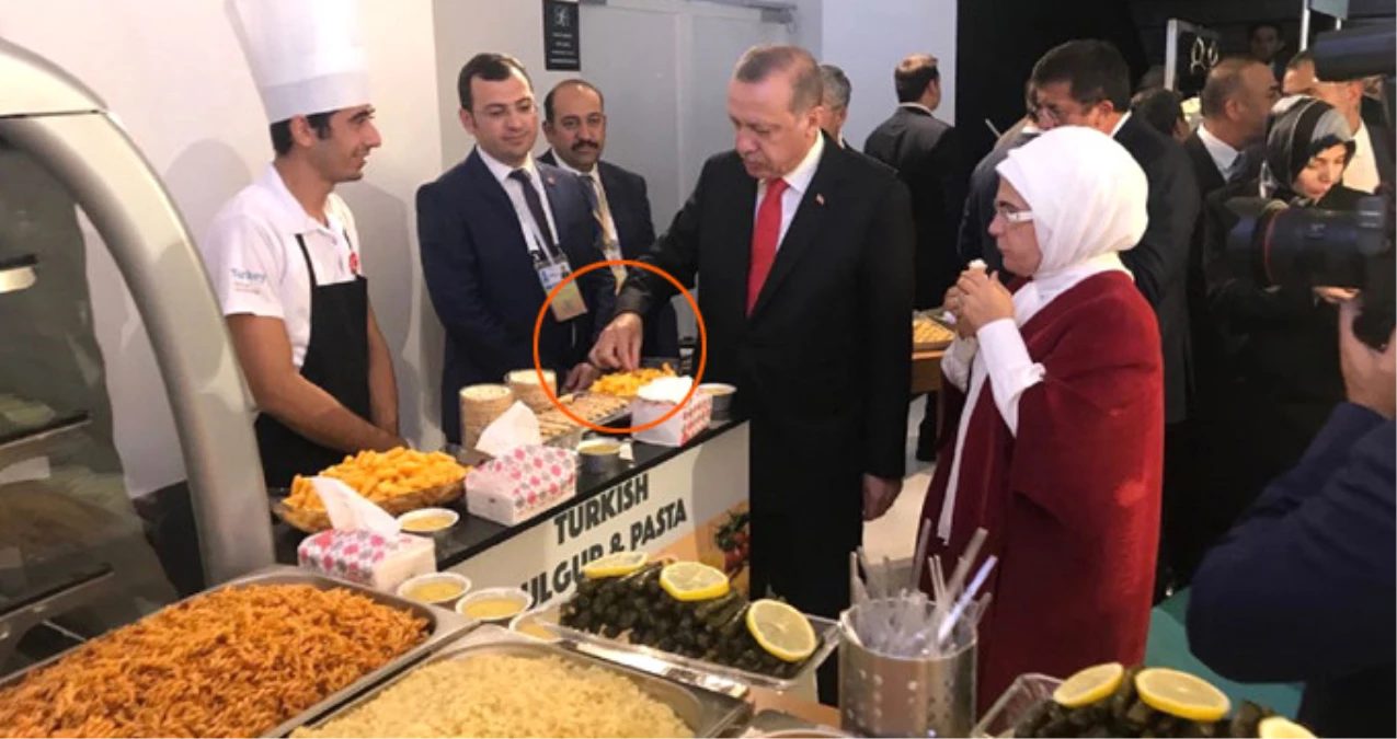 Cumhurbaşkanı Erdoğan, Fuarda Tattığı Bulgurdan Yapılan Bisküviyi Çok Beğendi
