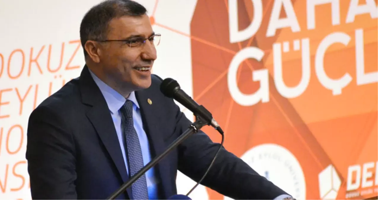 Eşini Özel Danışmanı Yapan Dokuz Eylül Üniversitesi Rektörü Prof. Kasman, Görevden Alındı