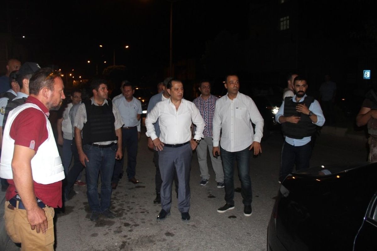 Emniyet Müdürü Uygulamaları Denetleyip Vatandaşla Sohbet Etti