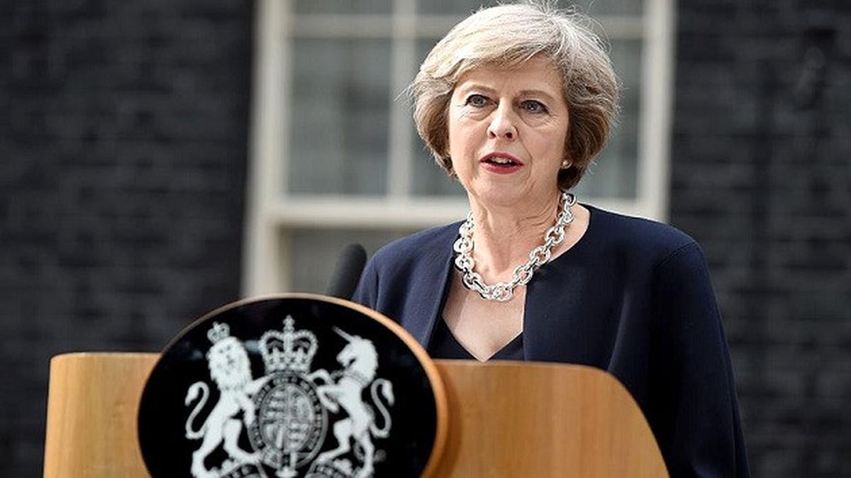 May Turnbull ile Görüştü