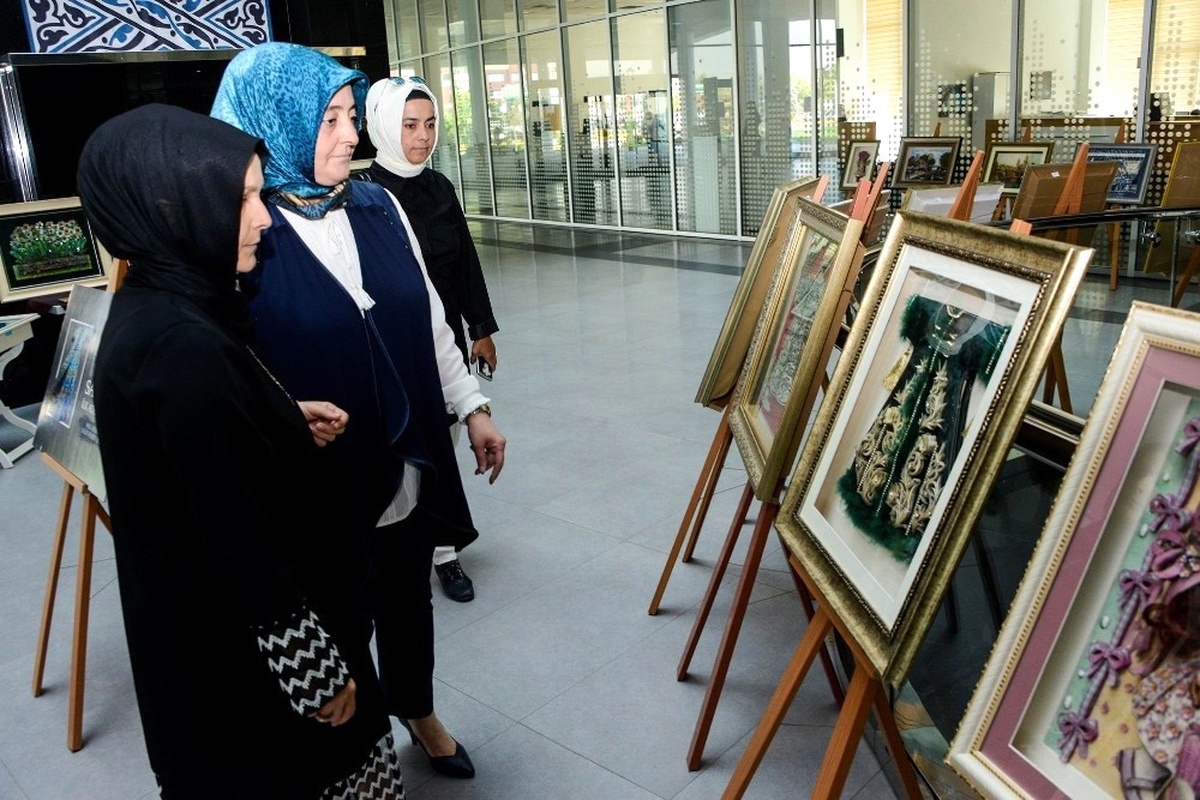 Meram Kadın Meclisi\'nden Rölyef Sergisi