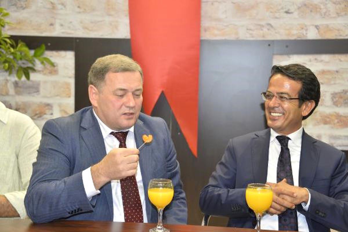 Rus Bakan Yardımcısı Gromik\'ten Domates Açıklaması
